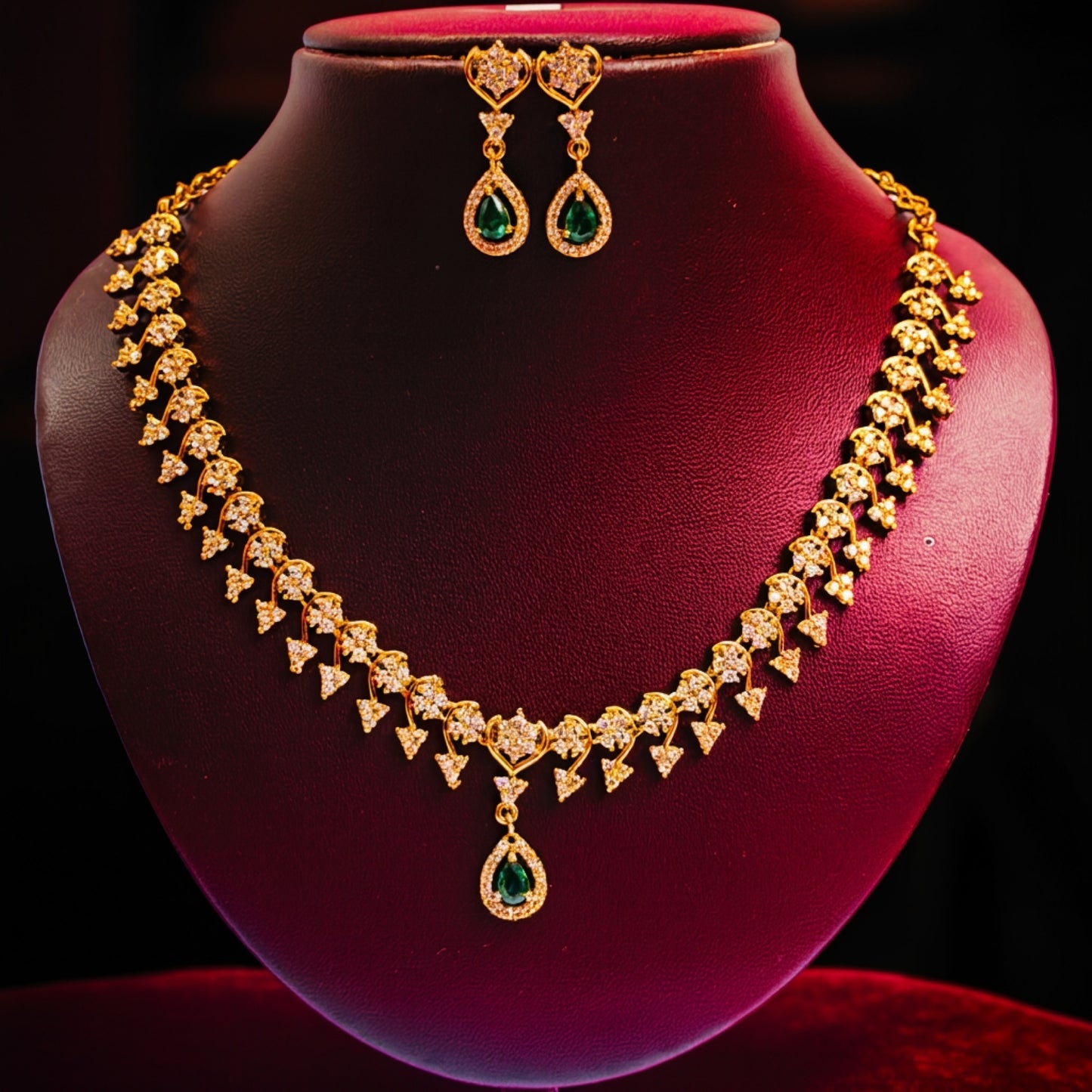 Emerald Green Teardrop Necklace & Earrings Set – Elegant Crystal Jewelry for Special Occasions