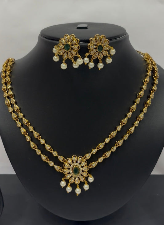 Antique Gold-Plated Pearl & Green Stone Necklace Set