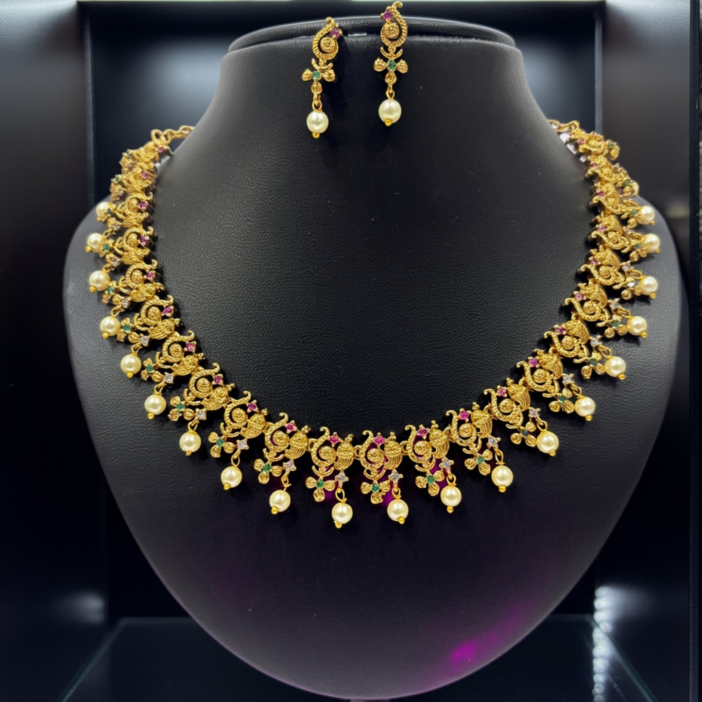 Antique Floral Gold Necklace Set with Pearl Drops