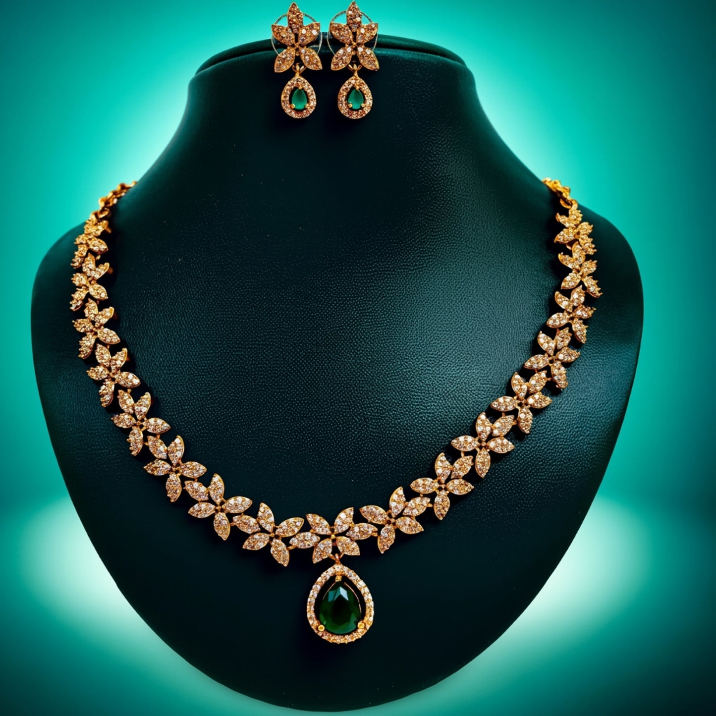 Emerald Bloom Necklace Set