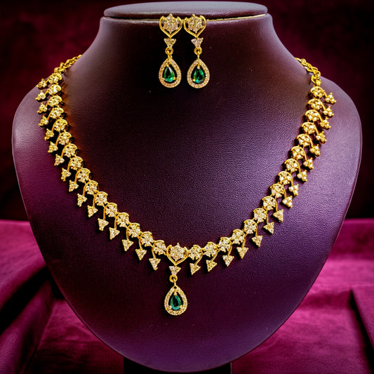 Emerald Green Teardrop Necklace & Earrings Set – Elegant Crystal Jewelry for Special Occasions