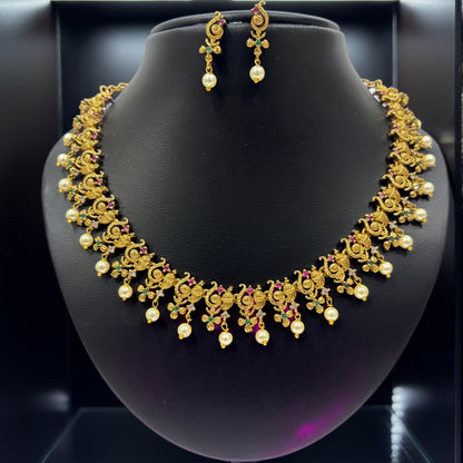 Antique Floral Gold Necklace Set with Pearl Drops